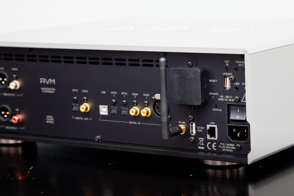 AVM Ovation MP 6.2 - zaawansowany multiodtwarzacz CD i strumieniowy