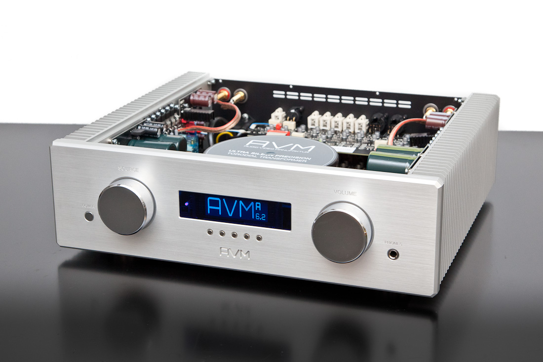 AVM Ovation A6.2 - MOSFET-owy wzmacniacz stereo